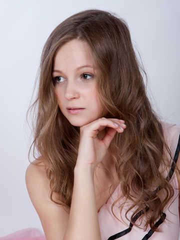 Alexandra D picture 5.4