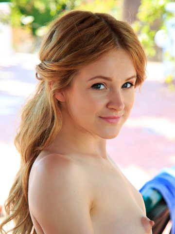 Alice May picture 8.1
