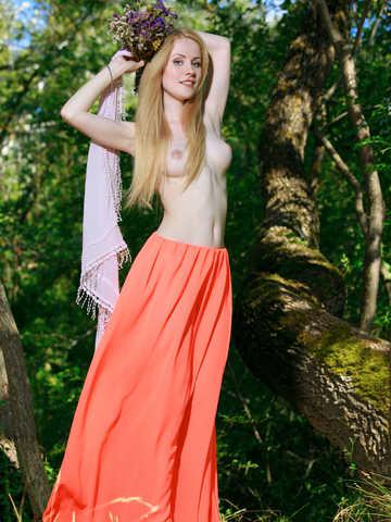 Fay Love picture 3.2