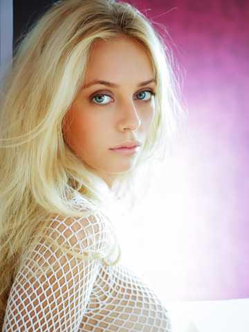 Jennifer Mackay picture 27.3