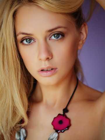 Jennifer Mackay picture 33.3