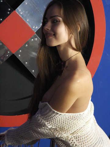 Julia AE picture 3.2