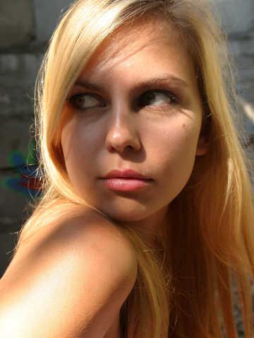Lana E picture 75.4
