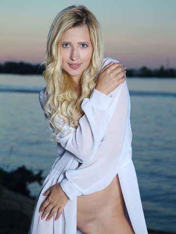 Lisa Dawn picture 58.2
