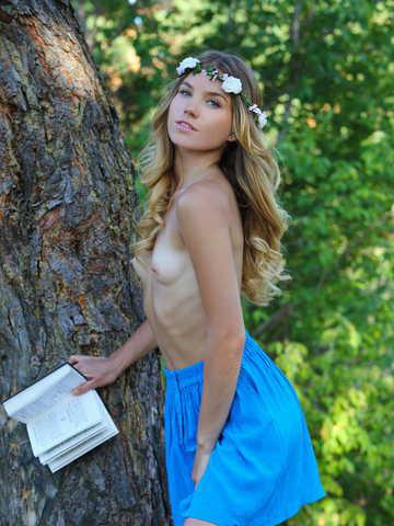 Lola Krit picture 31.1