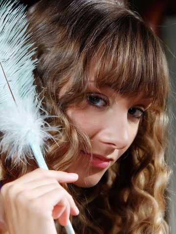 Lucy F picture 7.3