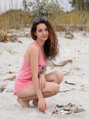Melissa Maz picture 1.2