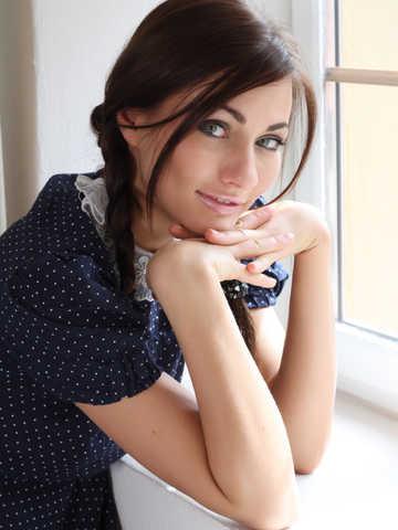 Michaela Isizzu picture 8.1