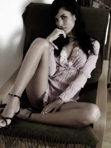 Nella A picture 12.1