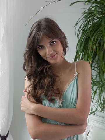 Shari picture 1.3