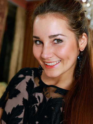 Stefany Sonri picture 12.3