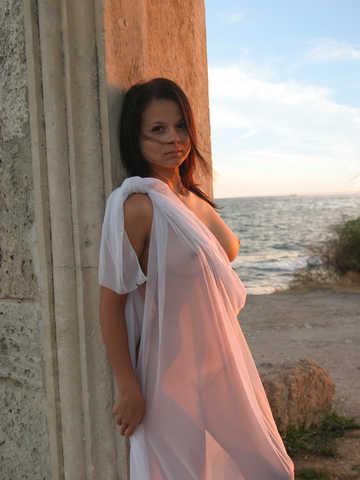 Tina D picture 1.3