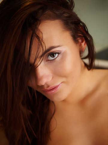 Vanessa Decker picture 65.3