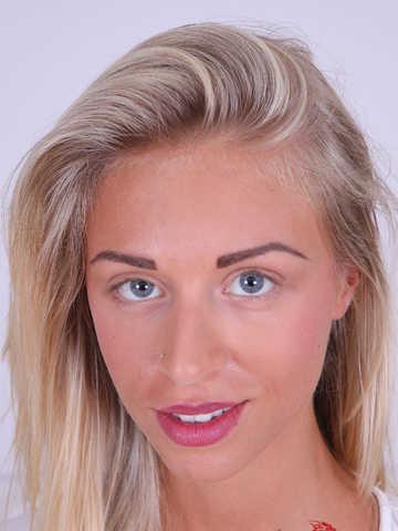 Chloé Lacourt picture 3.1